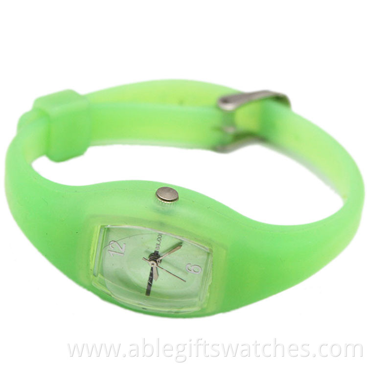 women watch